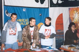Präsentation des österreichischen Quilt am Wiener Stephansplatz, 23. Juni 1993